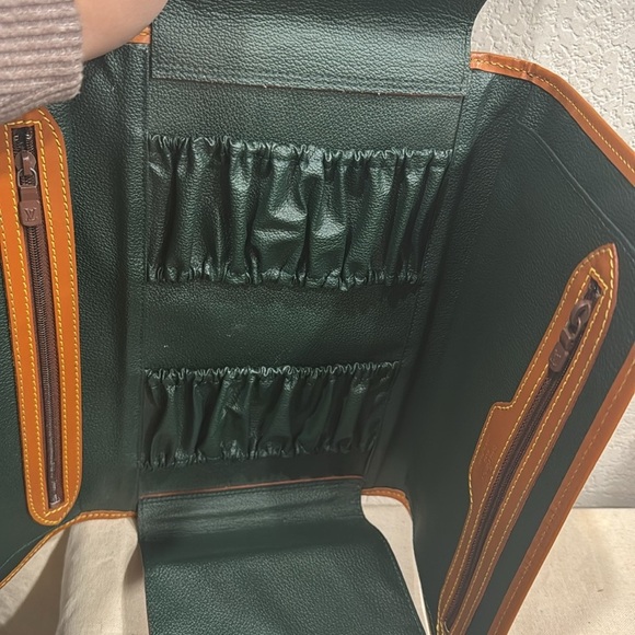 LOUIS VUITTON Epi Trousse Plant Clutch Bag Noir LV - Picture 7 of 11